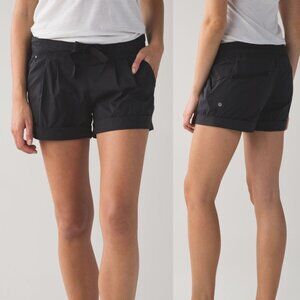 lululemon Spring Break Away Low Rise 3" Inseam Running Shorts Black Size 10